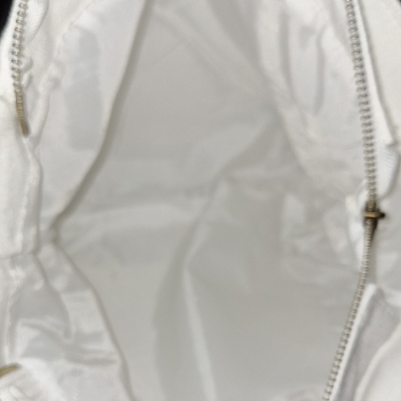 COZY EARTH Chic White Tote with Tan Handles - Picture 5 of 5